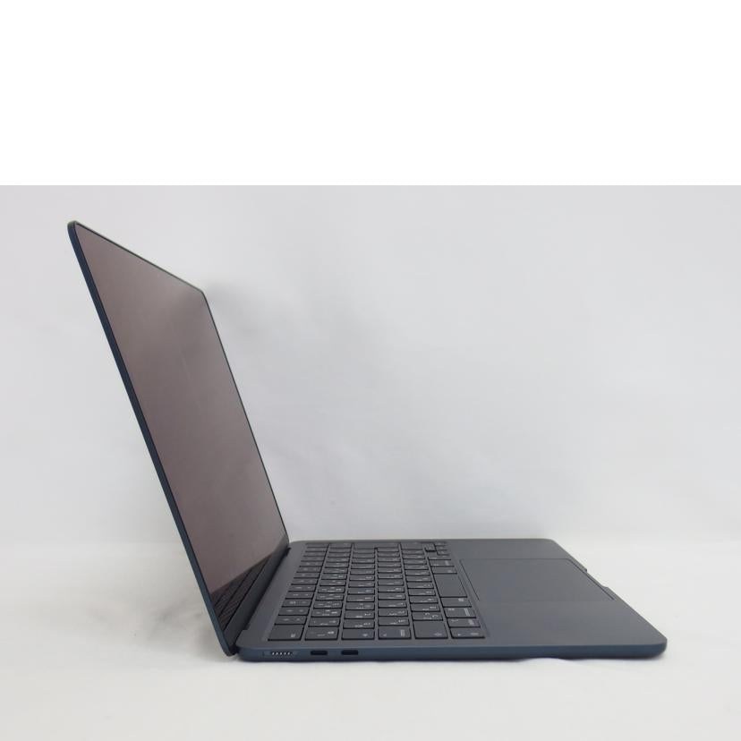 Apple アップル/MacBookAir／13インチ／CTOモデル／ベースモデル：MXCV3J／A/Z1HW00049J/A(A3113)//D7Y2HVY24Y/Aランク/04