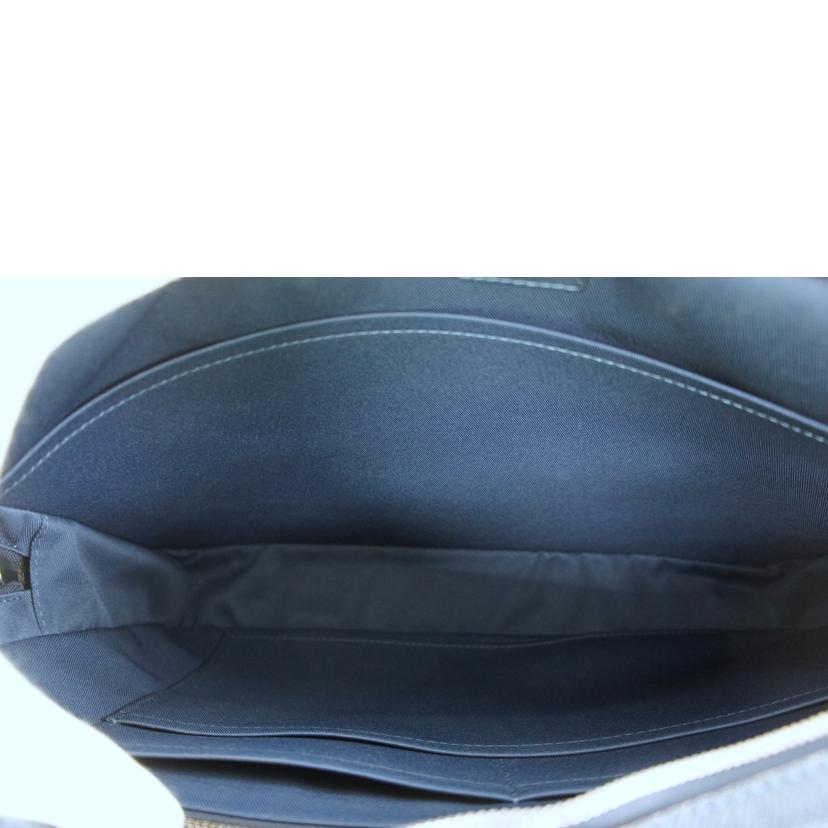 LOUIS　VUITTON ルイ・ヴィトン/ポルトドキュマン・ヴォワヤージュ／タイガ／オセアン/M30645//RI3***/Bランク/64