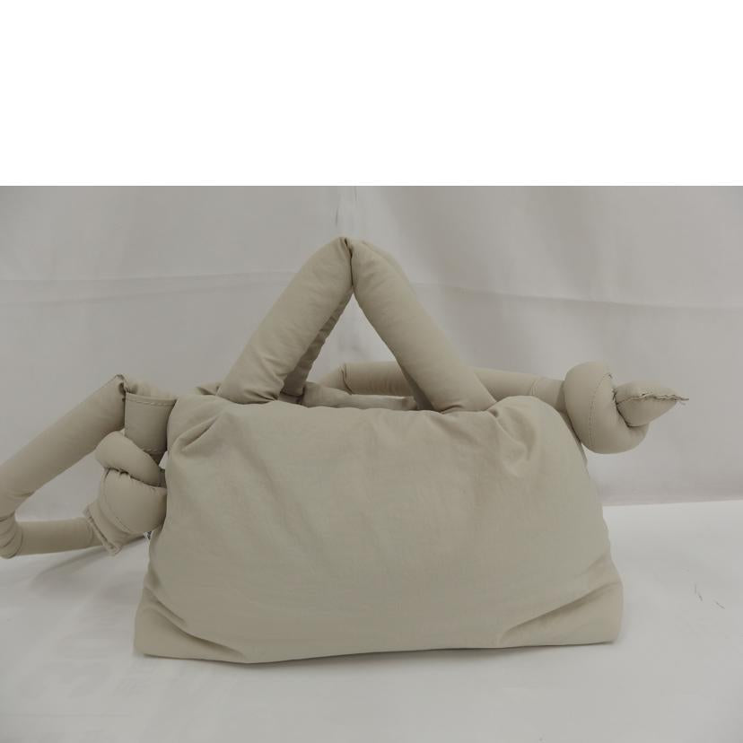 OLEND オレンド/OLEND　one　soft　bag　／ホワイト//ABランク/82