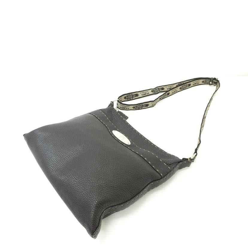 FENDI　 フェンディ/セレリアレザーショルダー/8BT1099261181336109//237*********/ABランク/88