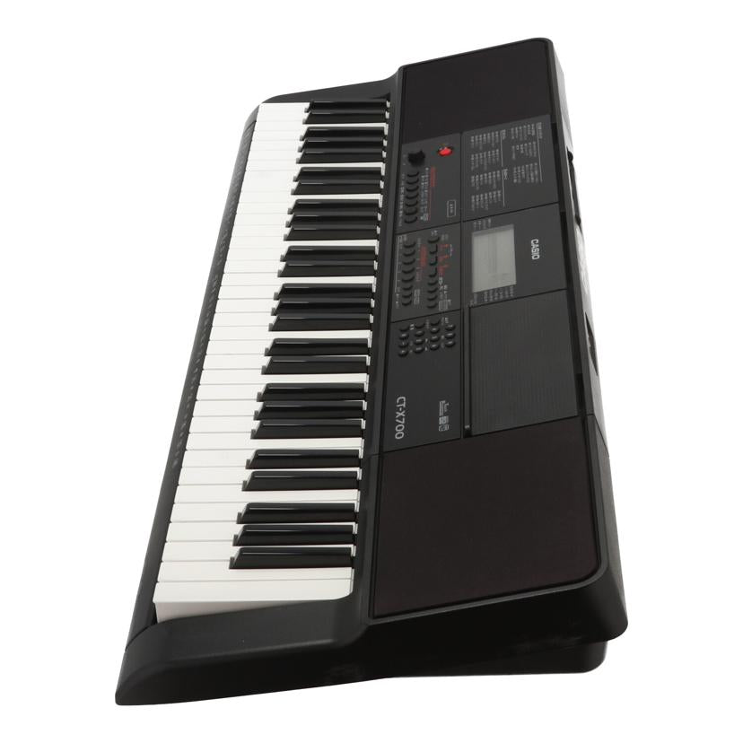 CASIO カシオ　/ポータブルキーボード／Casiotone/CT-X700//870BDC19K013895AAB/Bランク/65