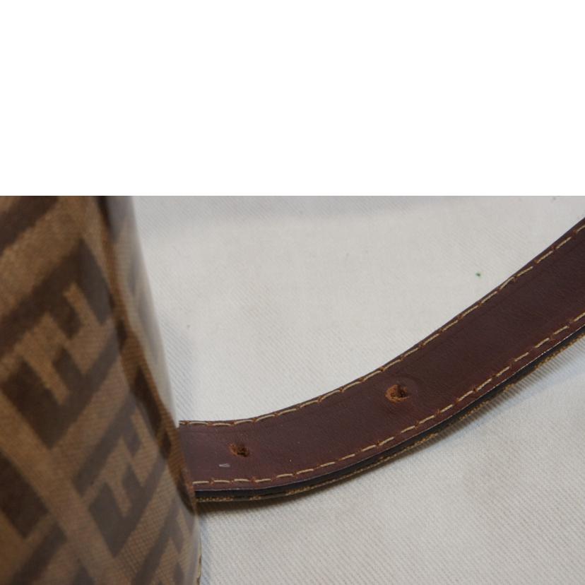 FENDI フェンディ/ズッキーノ柄PVCマンマバケット//Aランク/92