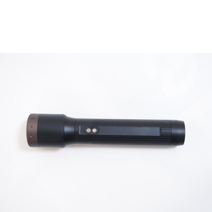 LED　LENSER　P7CORE//Sランク/71