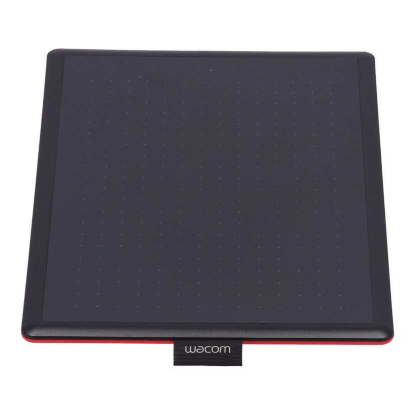 Wacom ワコム　/ペンタブレット／One　by　Wacom　Medium/CTL-672/K0-C//2GA00M1032070/Bランク/82