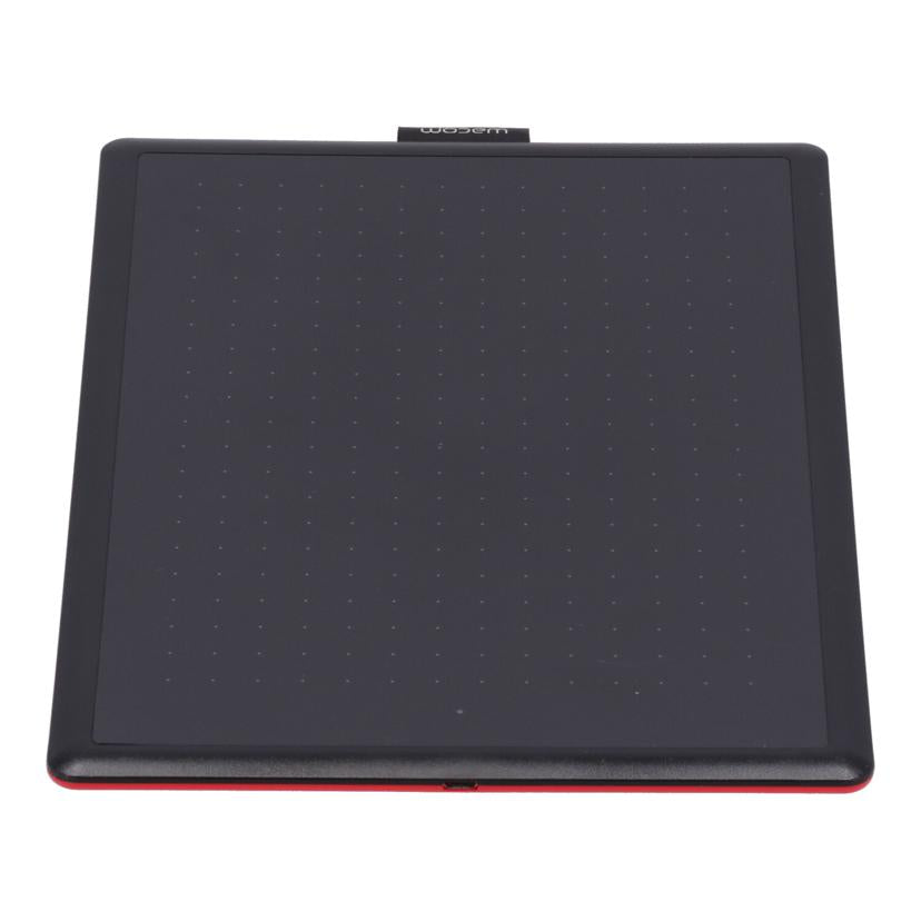 Wacom ワコム　/ペンタブレット／One　by　Wacom　Medium/CTL-672/K0-C//2GA00M1032070/Bランク/82