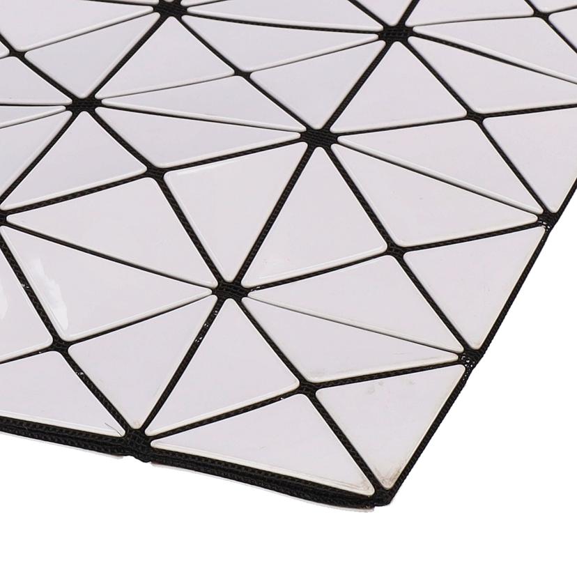 ＩＳＳＥＹ　ＭＩＹＡＫＥ イッセイミヤケ/ＢＡＯＢＡＯ　トートバッグ／ホワイト/BB01-AG053//ABランク/91