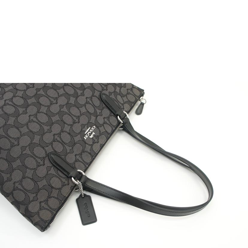 COACH ｺｰﾁ/シグネチャーキャンバスジップトート／ブラック/F29958//G21**/Aランク/75