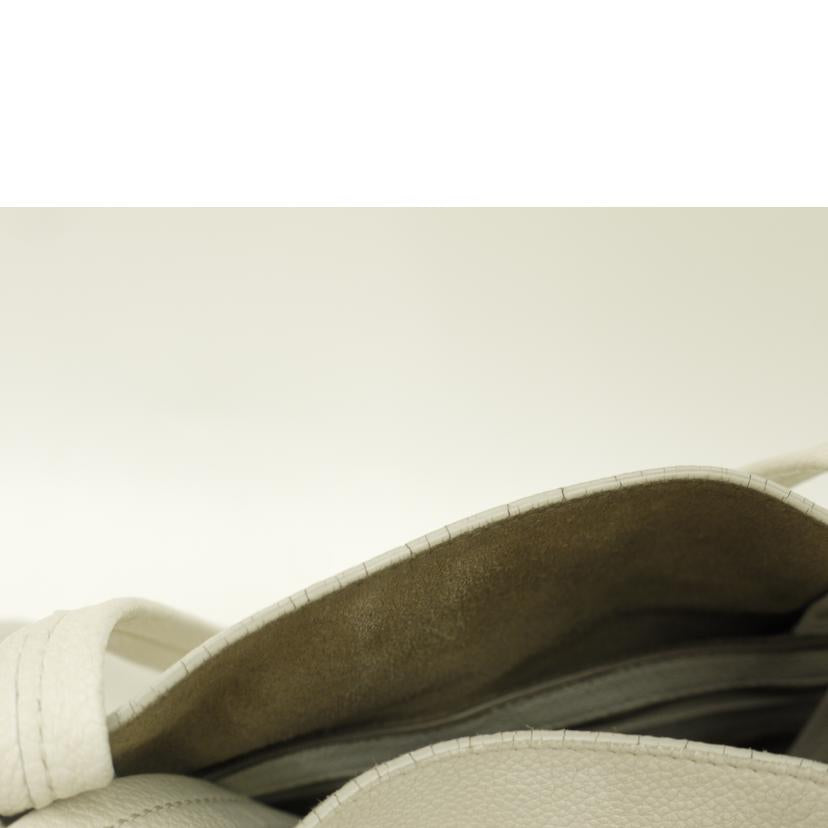 CELINE　 セリーヌ　/カバファントムスモール／ホワイト//U-L******/Bランク/69