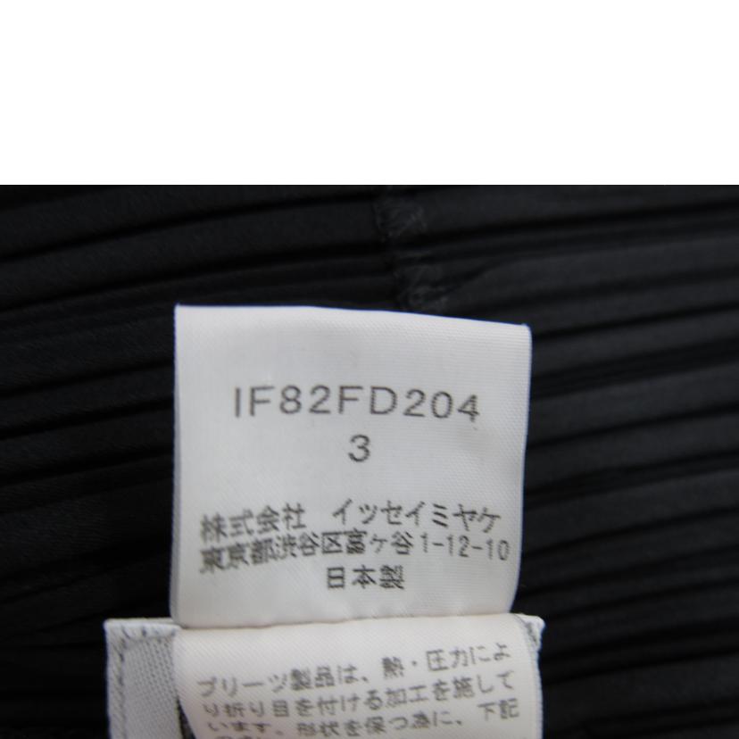 ISSEY　MIYAKE　 ｲｯｾｲﾐﾔｹ/ISSEY　MIYAKE　襟デザインショートジャケット　／BK/IF82FD204//Aランク/82