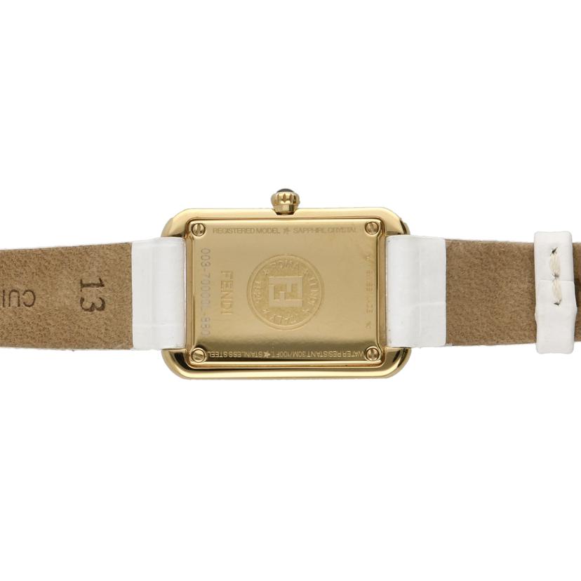 FENDI フェンディ/クラシコレクタンギュラー・ホワイトパール／クオーツ/F702424541D1//003***********/Aランク/09