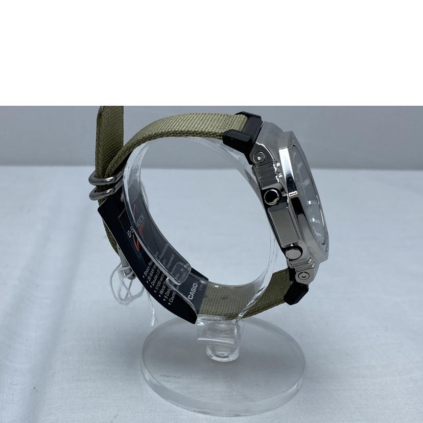 CASIO カシオ/G－SHOCK 海外モデル/GM-2100C-5AER//Aランク/52