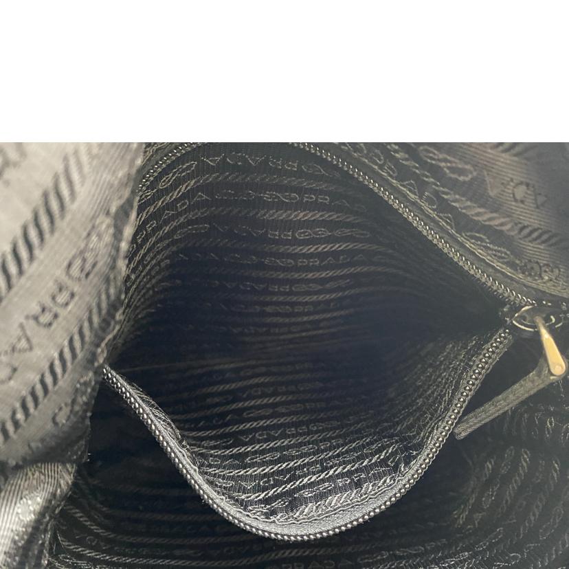 PRADA/トライアングルナイロンショルダーバッグ/BT0520//Bランク/52