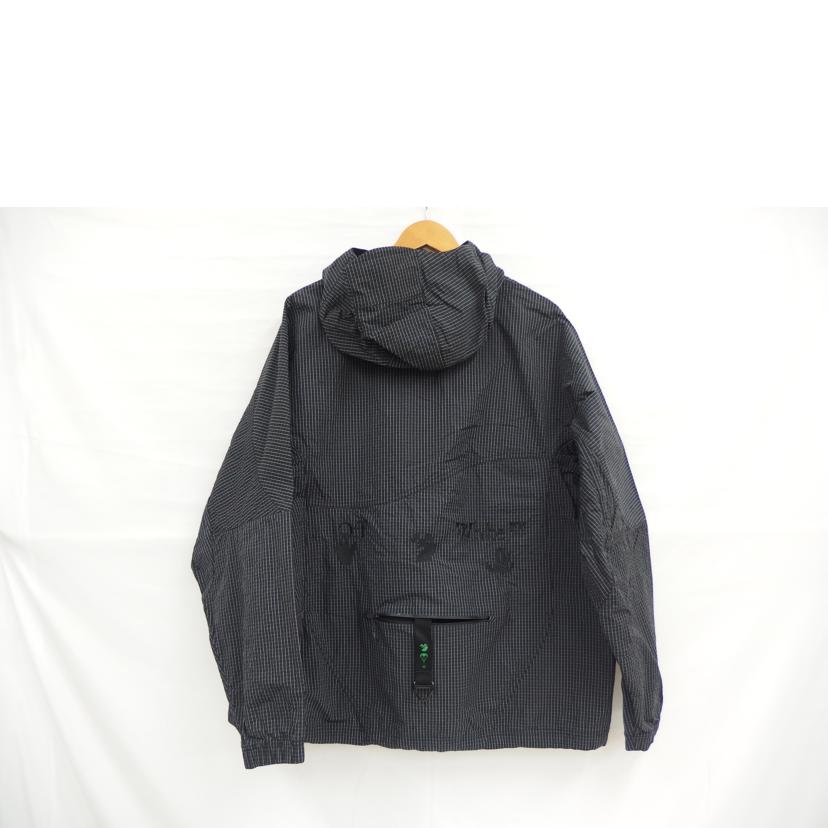 NIKE×OFF　WHITE ﾅｲｷ×ｵﾌﾎﾜｲﾄ/NIKE　AS　M　NRG　MC　ANORAK　BLACK/DV4451-010//Aランク/82