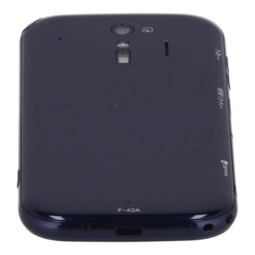 FUJITSU　FCNT　docomo 富士通 フジツウ　/スマートフォン／らくらくスマートフォン32GB/F-42A//C586f203/Bランク/05