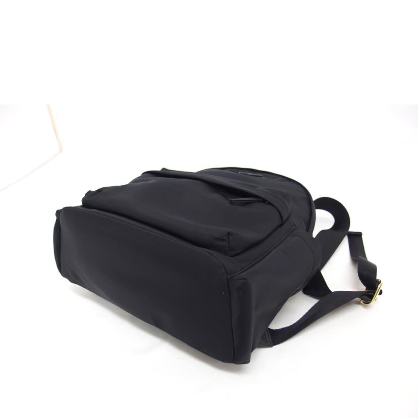 TORY　BURCH　 トリーバーチ/ELLA／ナイロンバックパック／リュック／ブラック//Aランク/04