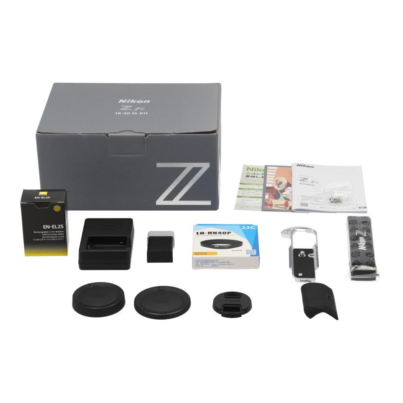 Nikon ニコン/ミラーレス一眼　レンズキット/Z fc ﾚﾝｽﾞｷｯﾄ//2025756/Aランク/84