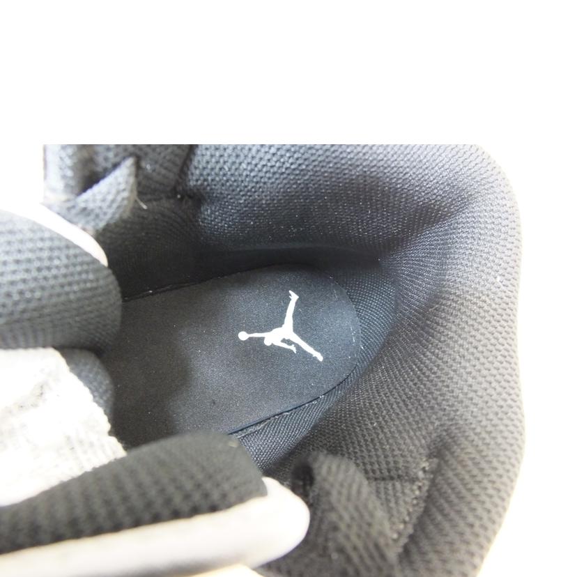 NIKE ナイキ/Air　Jordan　1　Mid　〝Barons /DQ8426-101//ABランク/88