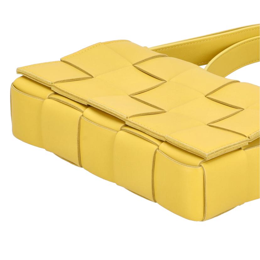 BOTTEGAVENETA ボッテガヴェネタ/イントレチャート　カセットショルダー//B09*******/Aランク/70