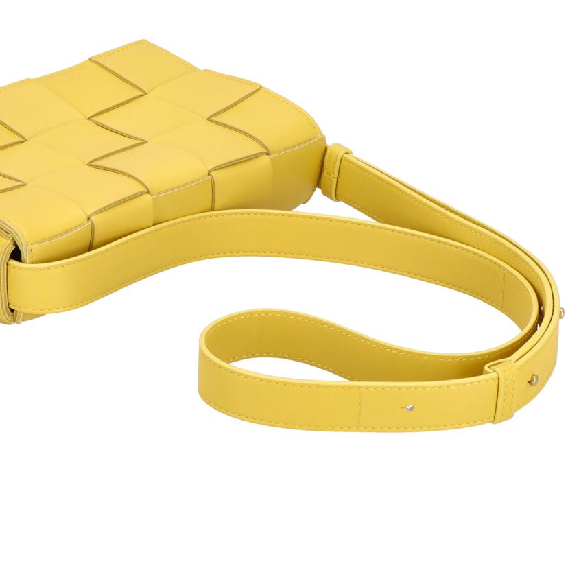 BOTTEGAVENETA ボッテガヴェネタ/イントレチャート　カセットショルダー//B09*******/Aランク/70