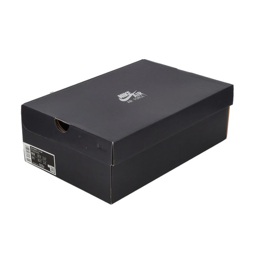 NIKE ナイキ/AIR　FORCE　1　07　LV8/HF2898 001//Sランク/93