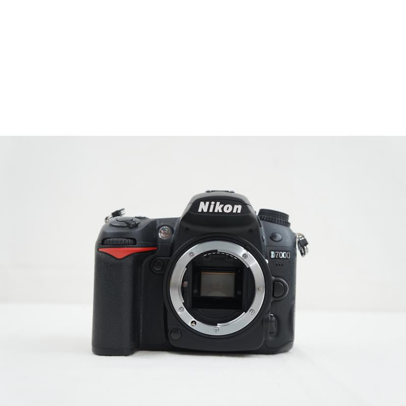 Nikon ニコン /デジタル一眼 レンズセット/D7000 ﾚﾝｽﾞｾｯﾄ//2183901/Bランク/67