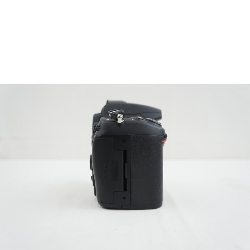 Nikon ニコン /デジタル一眼 レンズセット/D7000 ﾚﾝｽﾞｾｯﾄ//2183901/Bランク/67