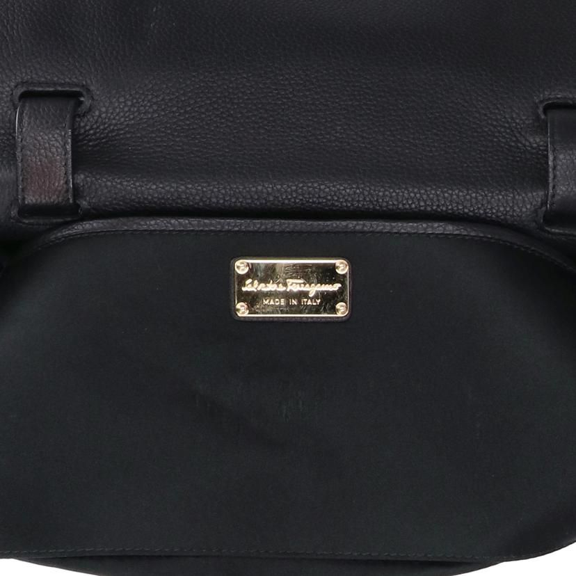 Ferragamo フェラガモ/フェラガモレザーワンショルダー／ブラック//21F***/Aランク/75