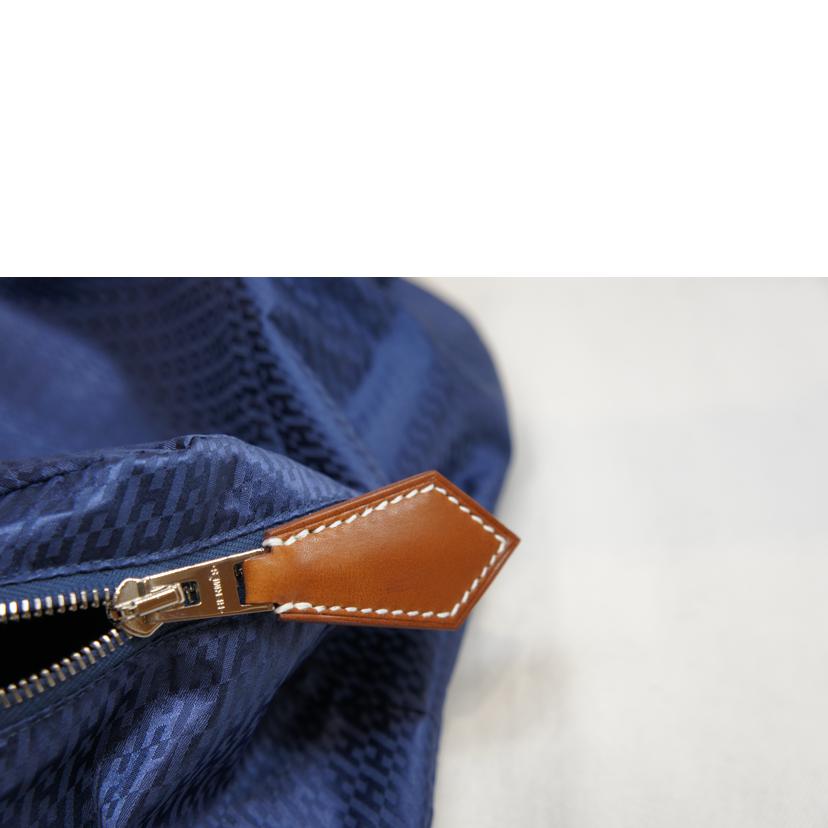 HERMES エルメス/ロゴウースドゥヴォワヤージュPM／ナイロンポーチネイビー//SAランク/92