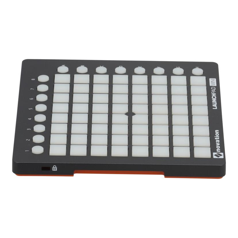 NOVATION ノベーション　/MIDIコントローラー/Launchpad Mini MKII //A577085089088/Bランク/64