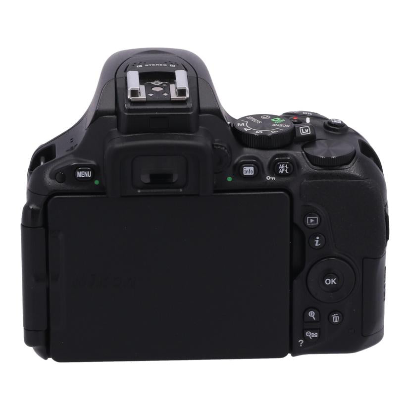 Nikon ニコン　/デジタル一眼　レンズキット/D5500 18-55 VR IIﾚﾝｽﾞｷｯﾄ//2100314/Bランク/71