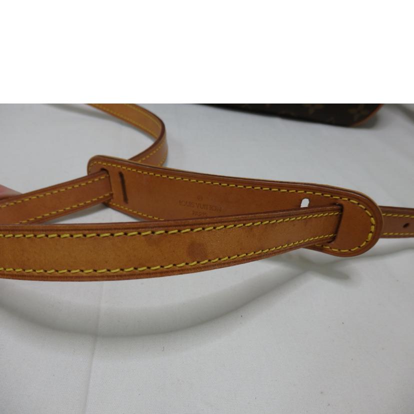 LOUIS VUITTON/ブロワ/モノグラム/9261181442725//BB0***/ABランク/84