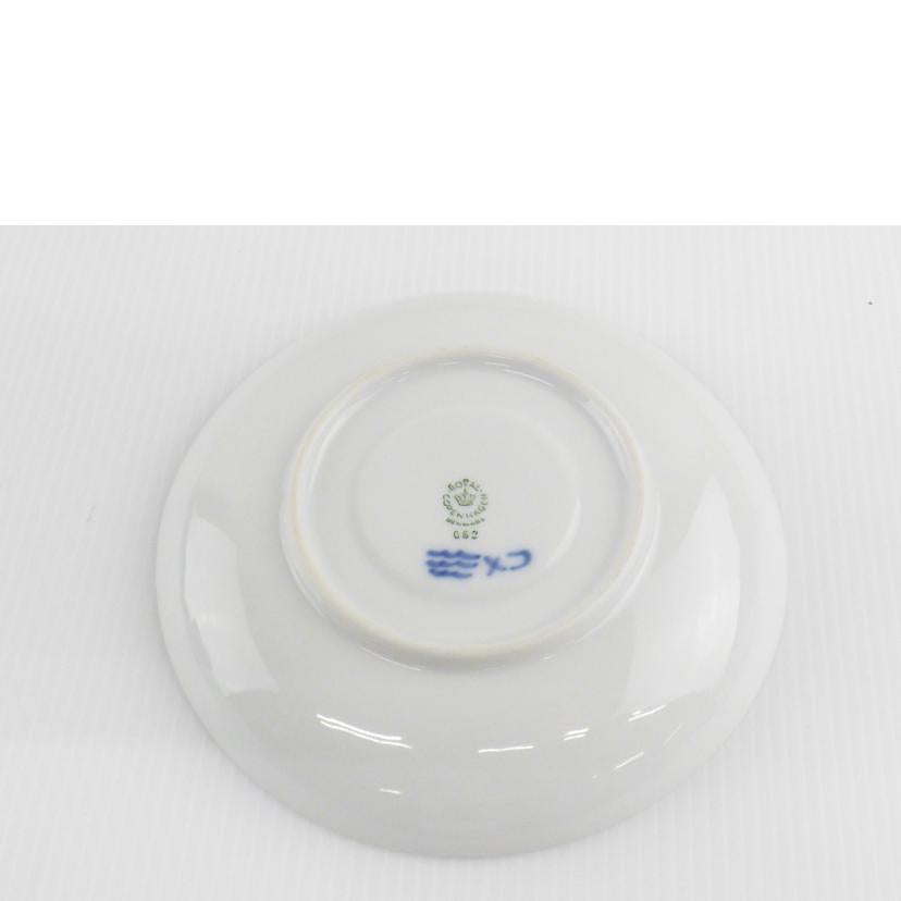 ROYAL　COPENHAGEN ロイヤルコペンハーゲン/ブルーフラワーカップ＆ソーサー2客セット//Aランク/64