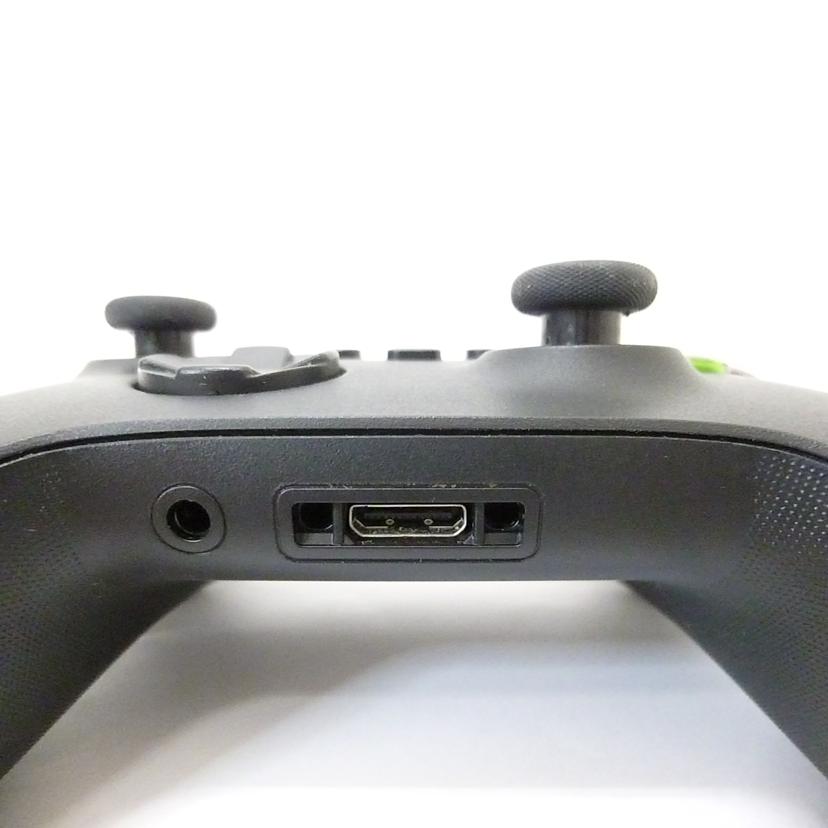 Microsoft マイクロソフト/XBOXワイヤレスコントローラー/1914//09710368416239/ABランク/88