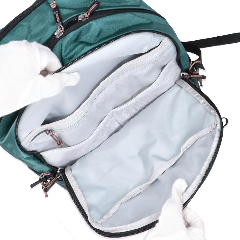 MOUNTAIN　HARD　WEAR マウンテンハードウェア/フィールドデイ22　バックパック　リュック／グリーン/OU7680-318//Sランク/01