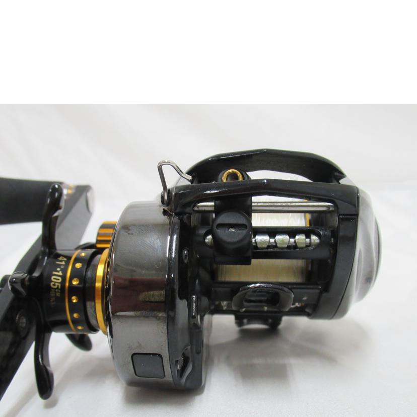 Abu Garcia Revo BLACK 10 ベイトリール フィッシング Abu Garcia REVO BLACK 10 ベイトリール