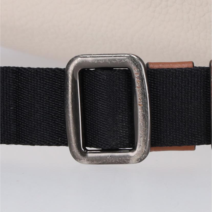 COACH ｺｰﾁ/Disney　Rope　Vale　Belt　Bag／ボディバッグ/3747//B20**/Bランク/78