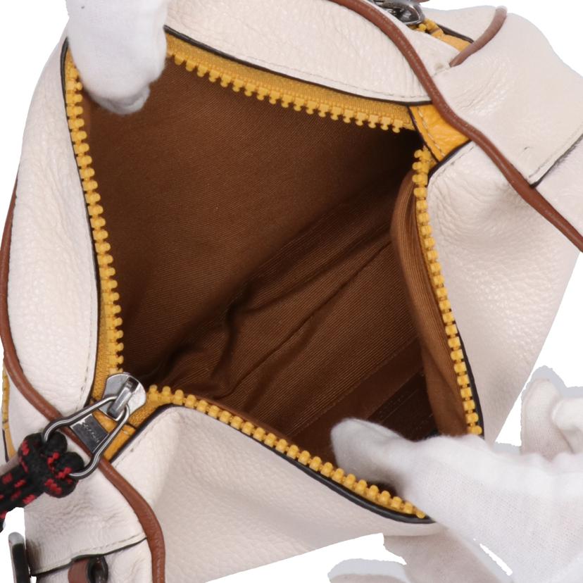 COACH ｺｰﾁ/Disney　Rope　Vale　Belt　Bag／ボディバッグ/3747//B20**/Bランク/78