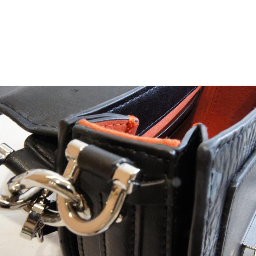 MCM エムシーエム/パトリシアロゴグラム2WAYブラック//ABランク/92