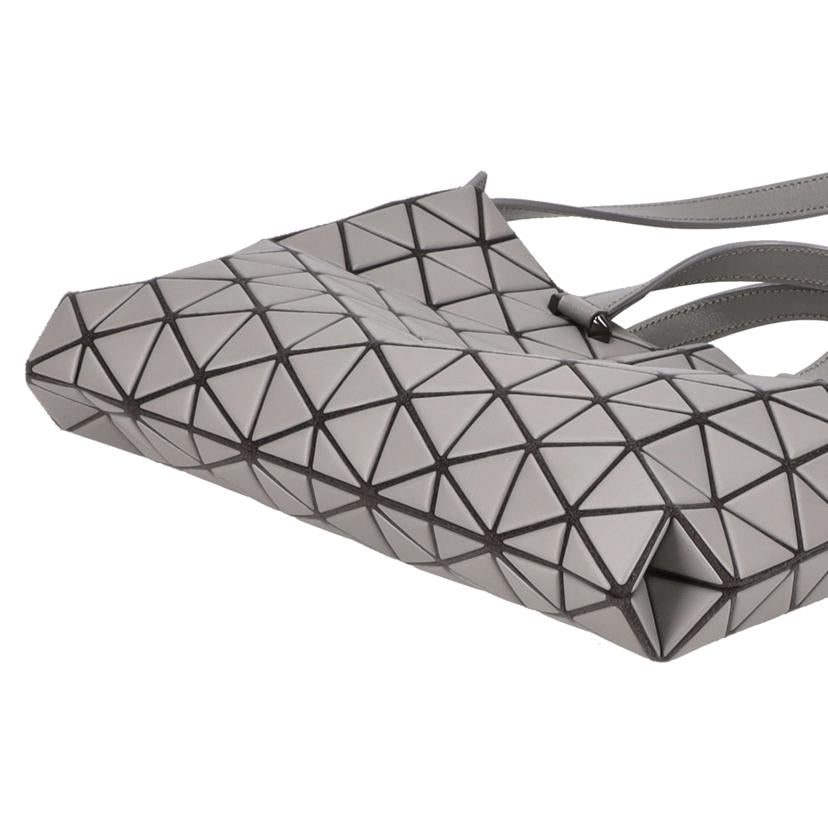 ISSEY　MIYAKE イッセイミヤケ/BAO　BAO／2WAYバッグ／グレー/BB21-AG204//ABランク/18