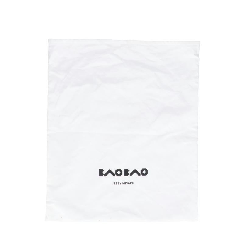 ISSEY　MIYAKE イッセイミヤケ/BAO　BAO／2WAYバッグ／グレー/BB21-AG204//ABランク/18