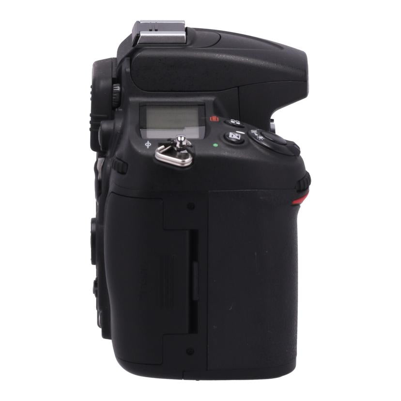 Nikon ニコン　/デジタル一眼　レンズキット/D7000 18-200 VR II ﾚﾝｽﾞｷｯﾄ//2055929/Bランク/21