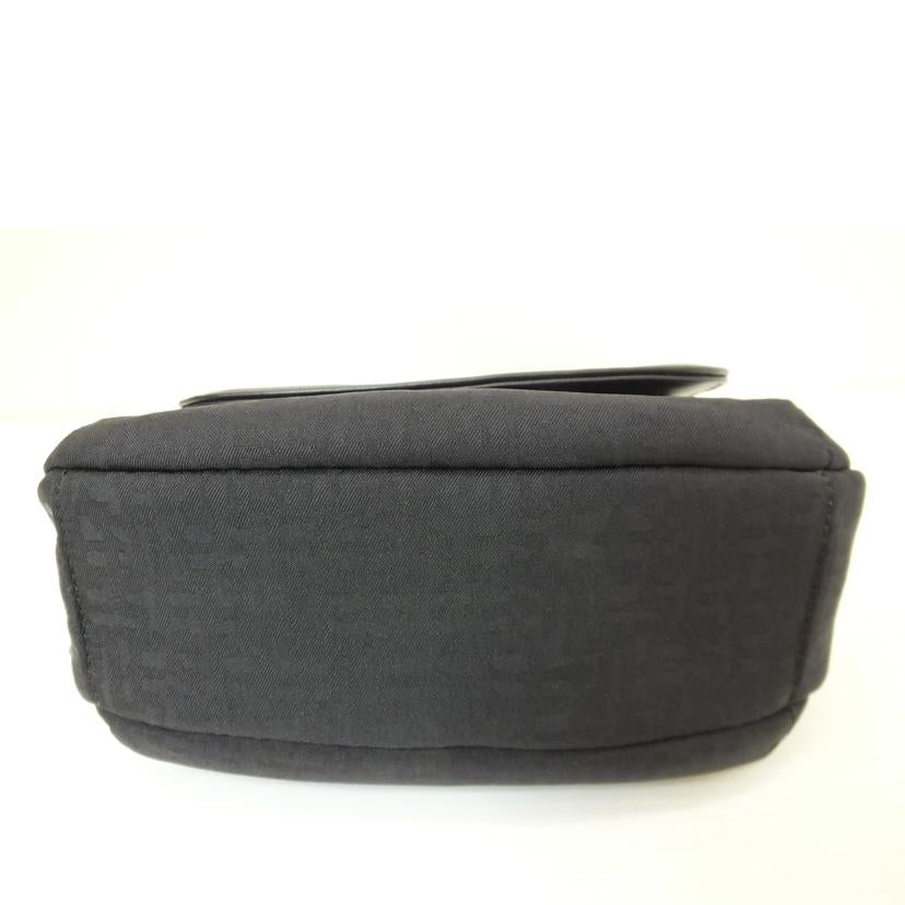 DIESEL ディーゼル/ミニメッセンジャーバッグ/X09643//Aランク/88