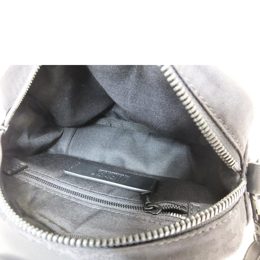 DIESEL ディーゼル/ミニメッセンジャーバッグ/X09643//Aランク/88