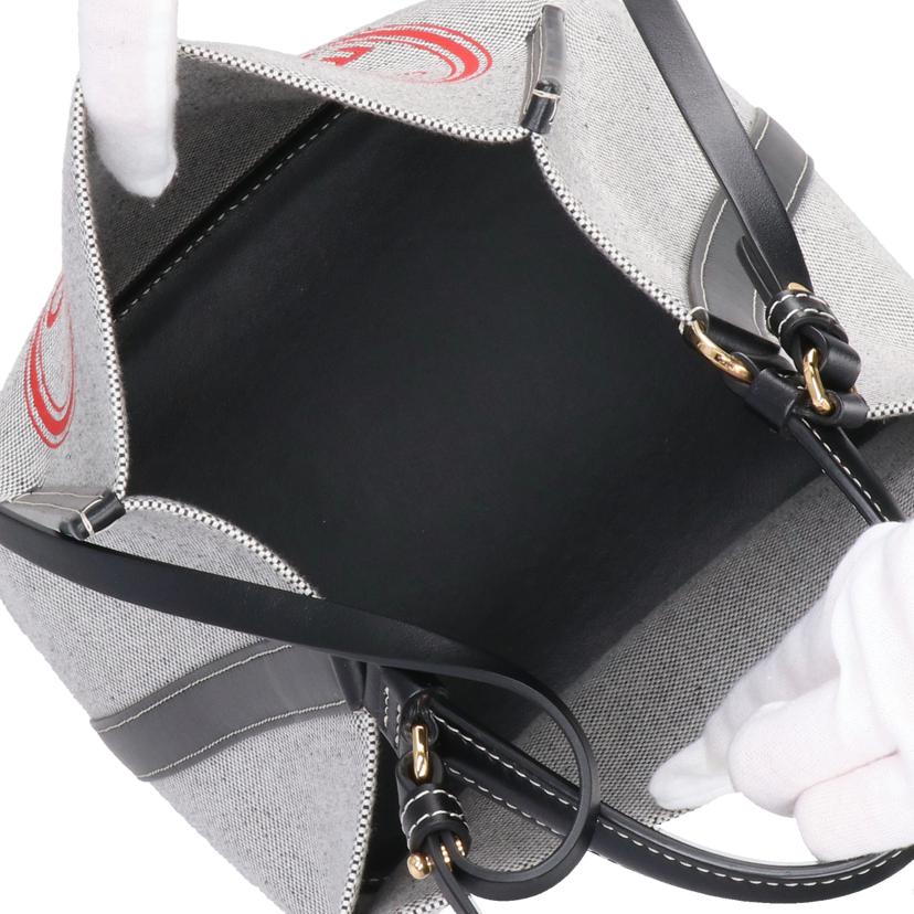 BURBERRY　 バーバリー/スモールロゴグラフィック　ペギー　バケットバッグ//TIV*******/SAランク/09