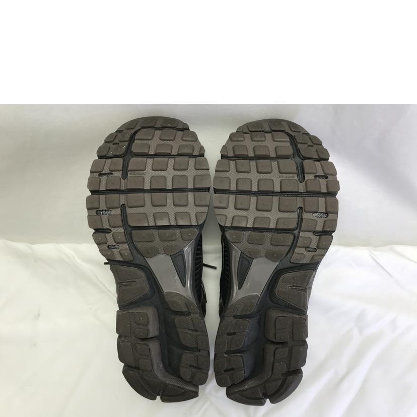 NIKE ナイキ/NIKE　ZOOM　VOMERO　5/HF5493-201//ABランク/51