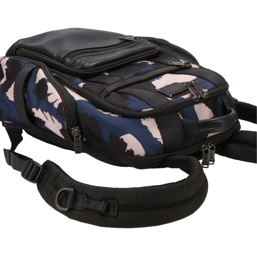 TUMI トゥミ/シェパードデラックス／バックパック／レザー×ナイロン／迷彩柄/232389CNGO//742*****************/ABランク/18