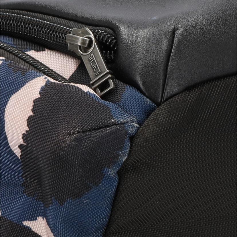 TUMI トゥミ/シェパードデラックス／バックパック／レザー×ナイロン／迷彩柄/232389CNGO//742*****************/ABランク/18