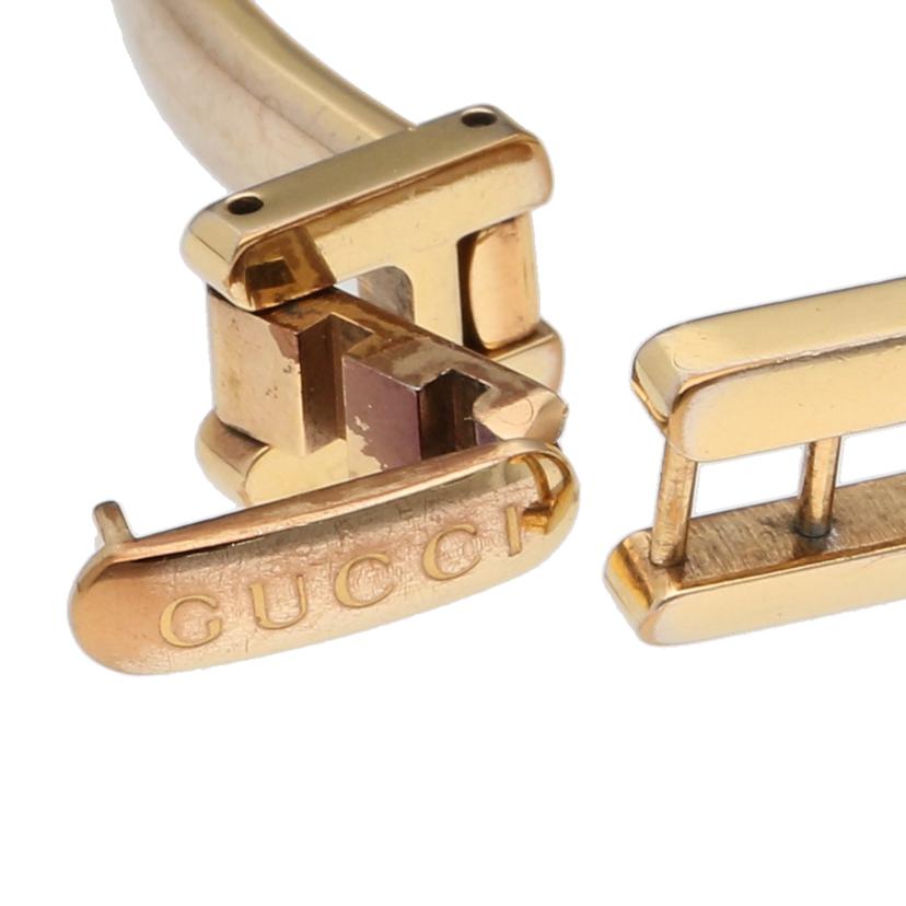 GUCCI グッチ/ブラック文字盤／バングルウォッチ／クォーツ/1400L//134*****/Bランク/18