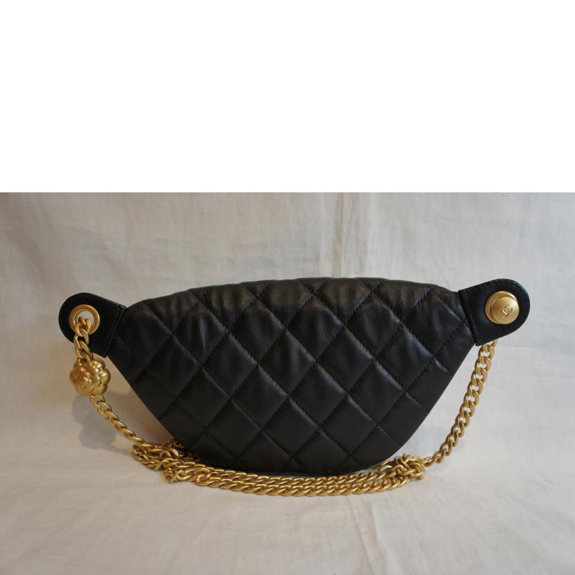 CHANEL シャネル/ハートチェーンボディバッグマトラッセラムスキンブラックGD金具/AP3761//L7P*****/SAランク/92