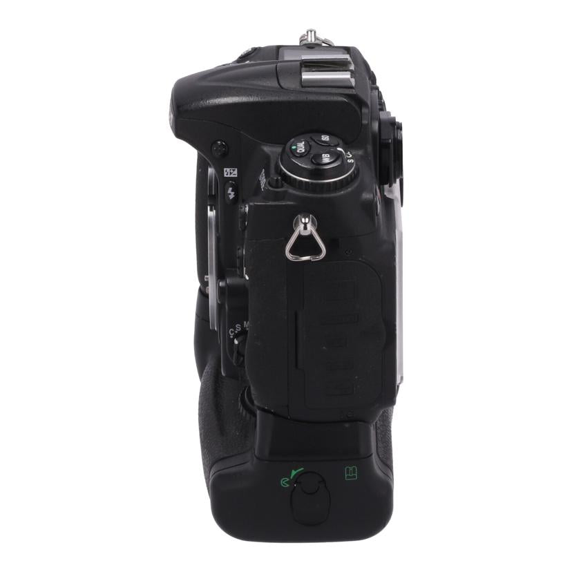 Nikon ニコン　/デジタル一眼　ボディ/D300S ﾎﾞﾃﾞｨ//2008719/Bランク/77
